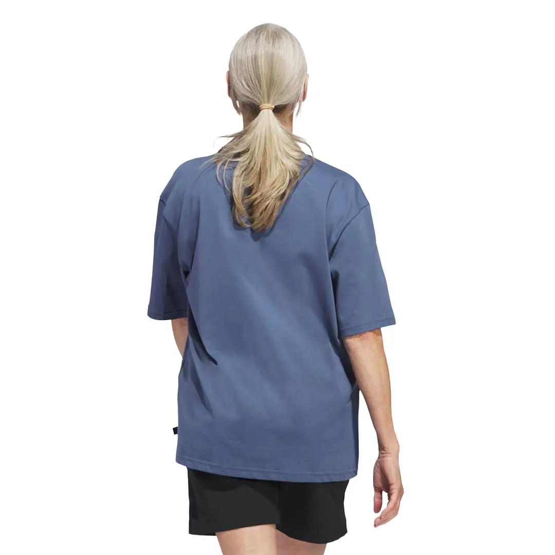 Weekend Style Weatherproof Shell adidas - Women's Go-To Crest Graphic Boyfriend Short Sleeve T-Shirt (IS3273)