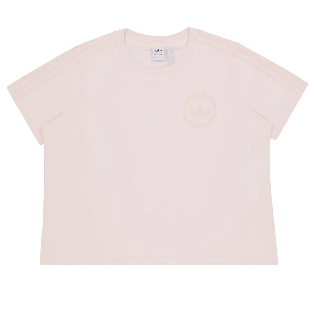 adidas - Women's Graphic T-Shirt (Plus Size) (IC6048) Gloss Free Texture OdorResistantFabric