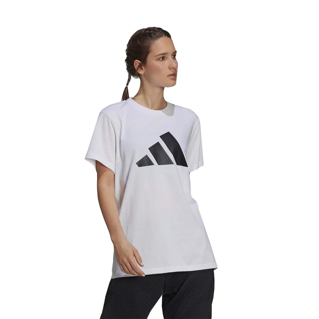 adidas - Women's Sportswear Future Icons Logo Graphic T-Shirt (GU9697) Tailored Silhouette Trendy Must Have