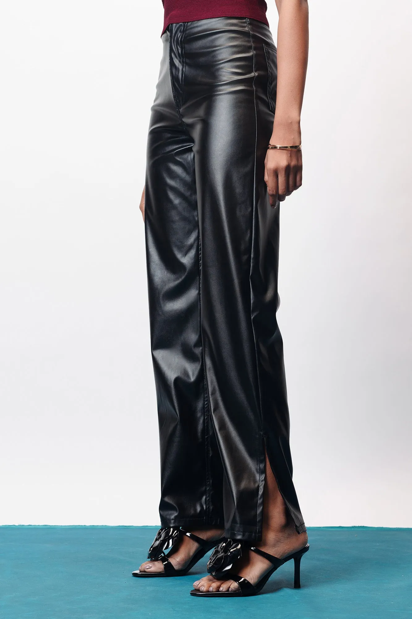 Iconic Black Slit Hem Women's Straight Leather Pants OdorResistantTreatment Lined interior