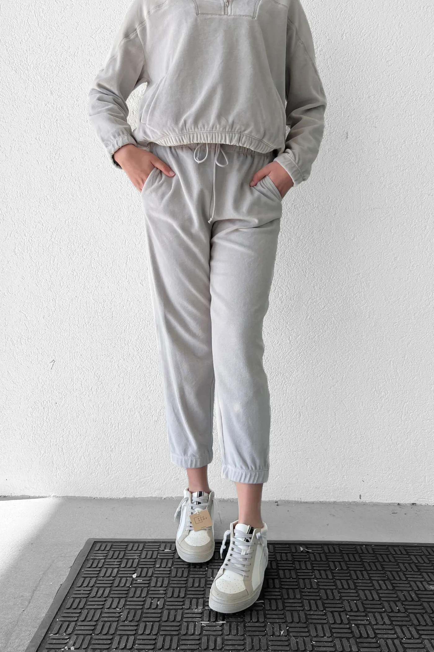 Quick Change Quick Pack ASHLEY VELVET JOGGERS