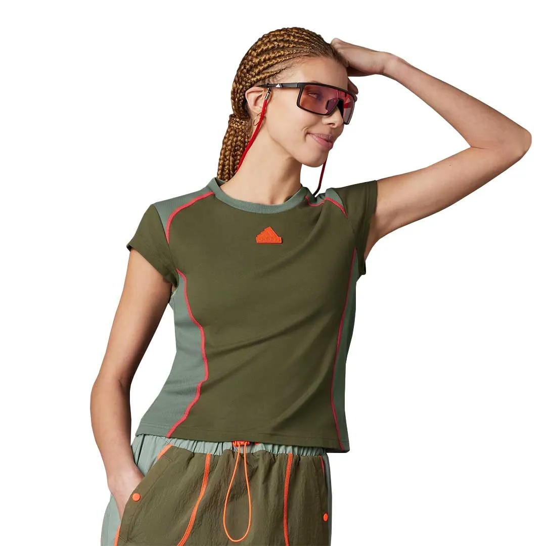 Foldable Shoulder Straps adidas - Women's Lift Your Mind Short Sleeve T-Shirt (IP3742)