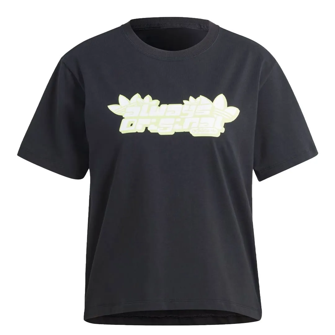 adidas - Women's Originals Graphics Regular T-Shirt (IK0496) Weekend Style