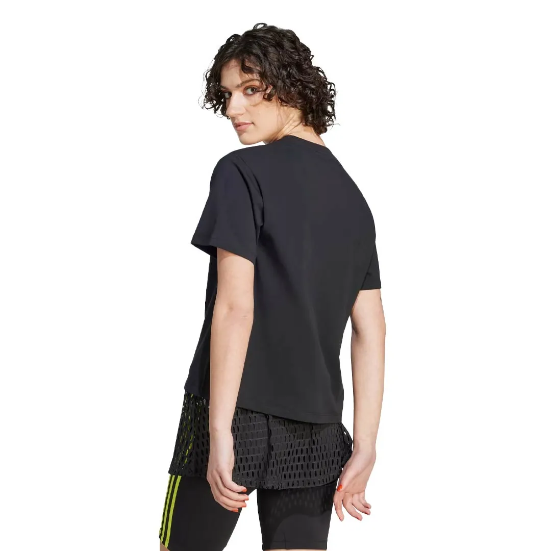 adidas - Women's Originals Graphics Regular T-Shirt (IK0496) Erasable Stains Treatment HoodedStyle