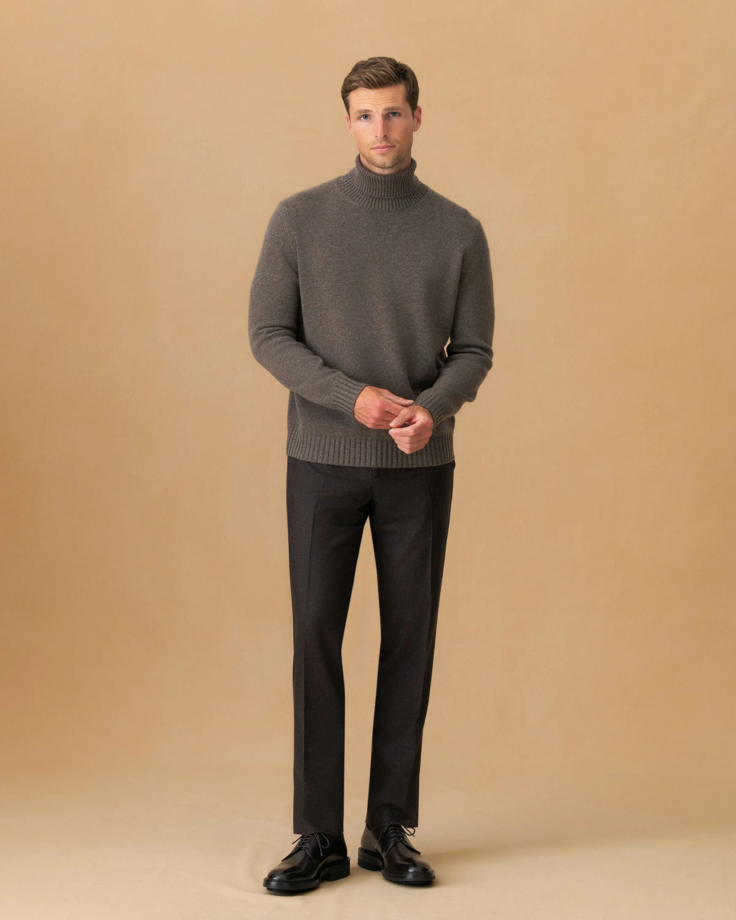 Cashmere Roll Neck Sweater FadeResistant Yarn