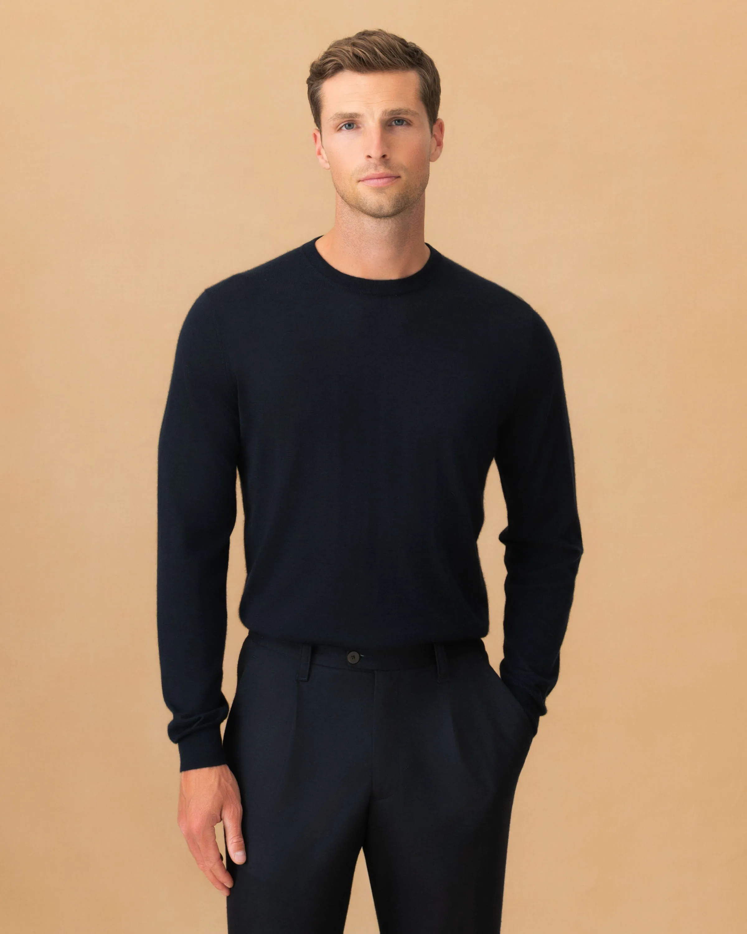 Bonded Seam Reinforcement Ultra Soft Cashmere Silk Extrafine Crew Neck Sweater