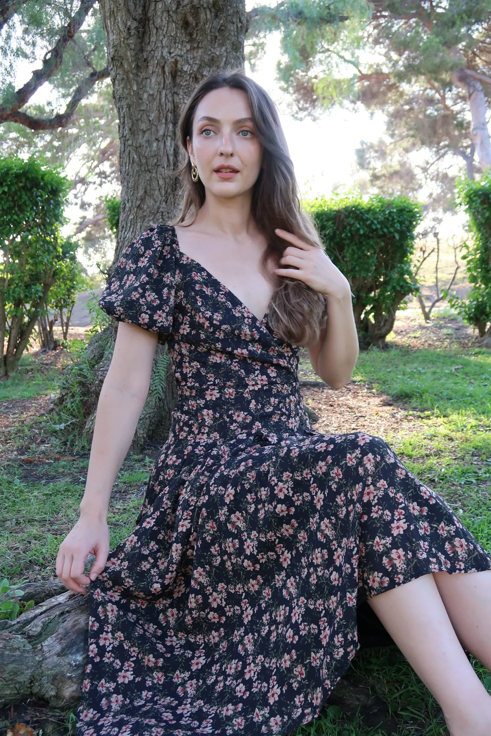 Cassandra Short Sleeve Floral Print Midi Dress Black Soft Material