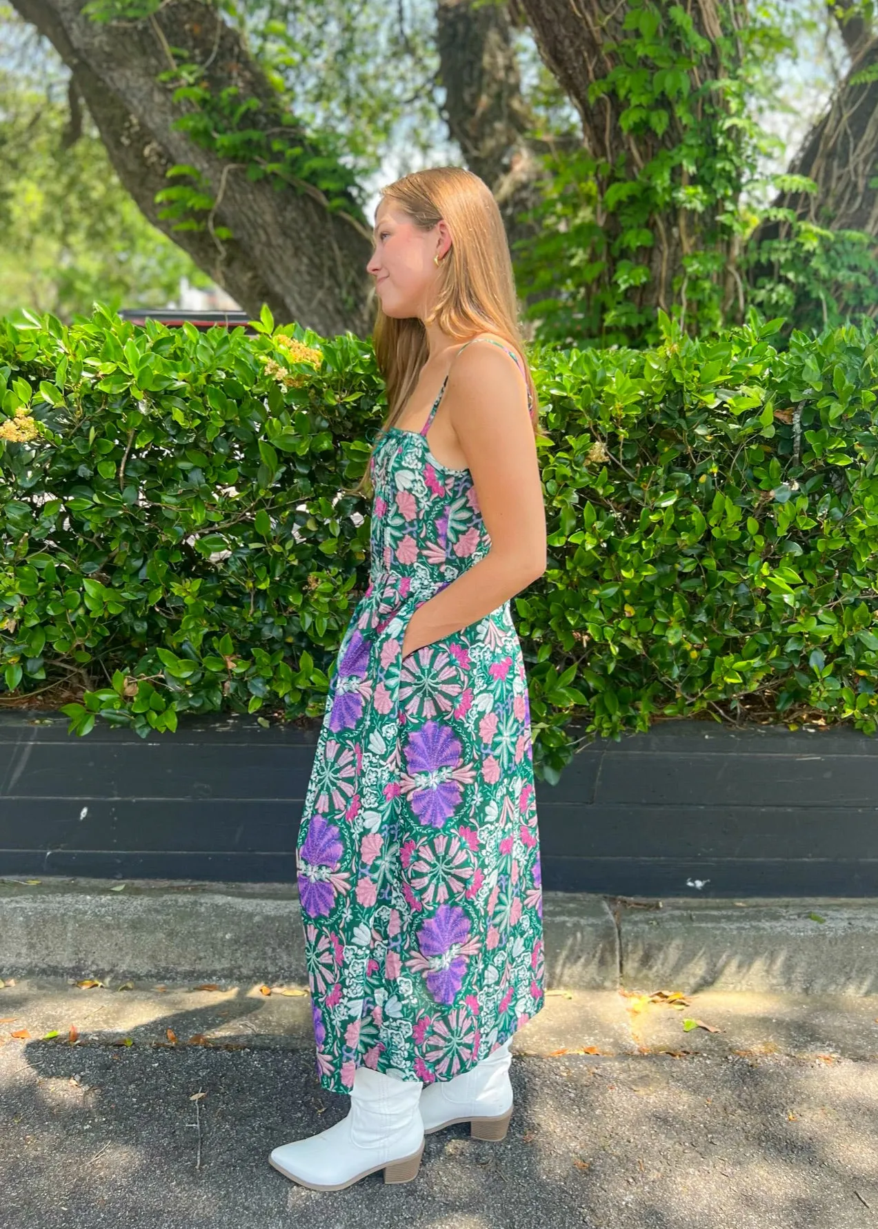 Year Rounder Chic Everyday Wear CATHERINE FLORAL OPEN-BACK MIDI DRESS