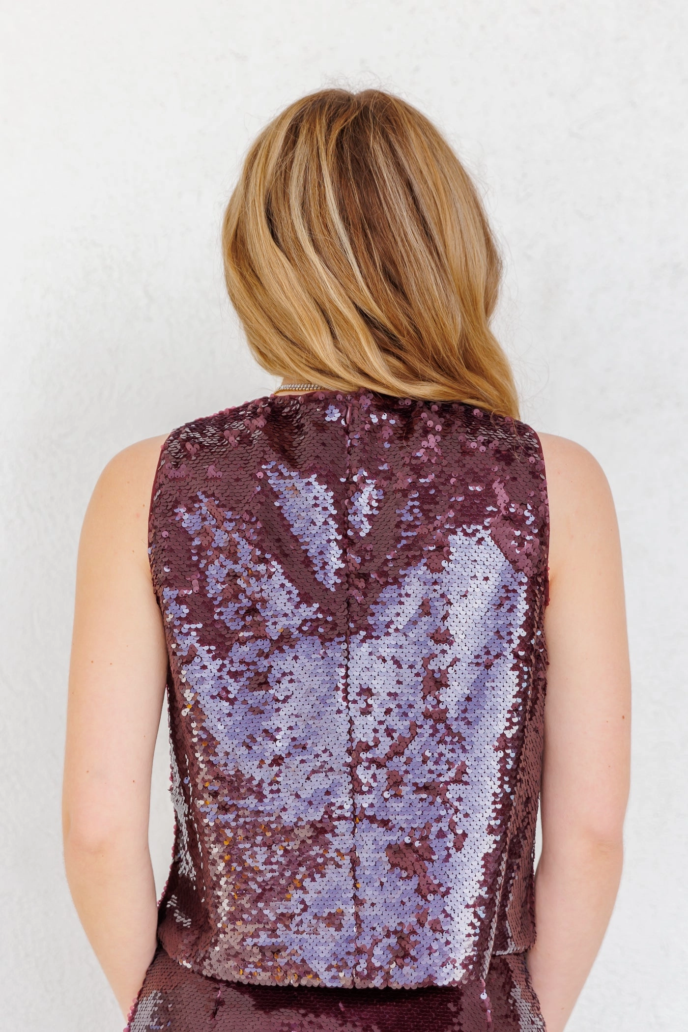 AURORA SEQUIN TOP Flatlock stitching Dynamic Fit System