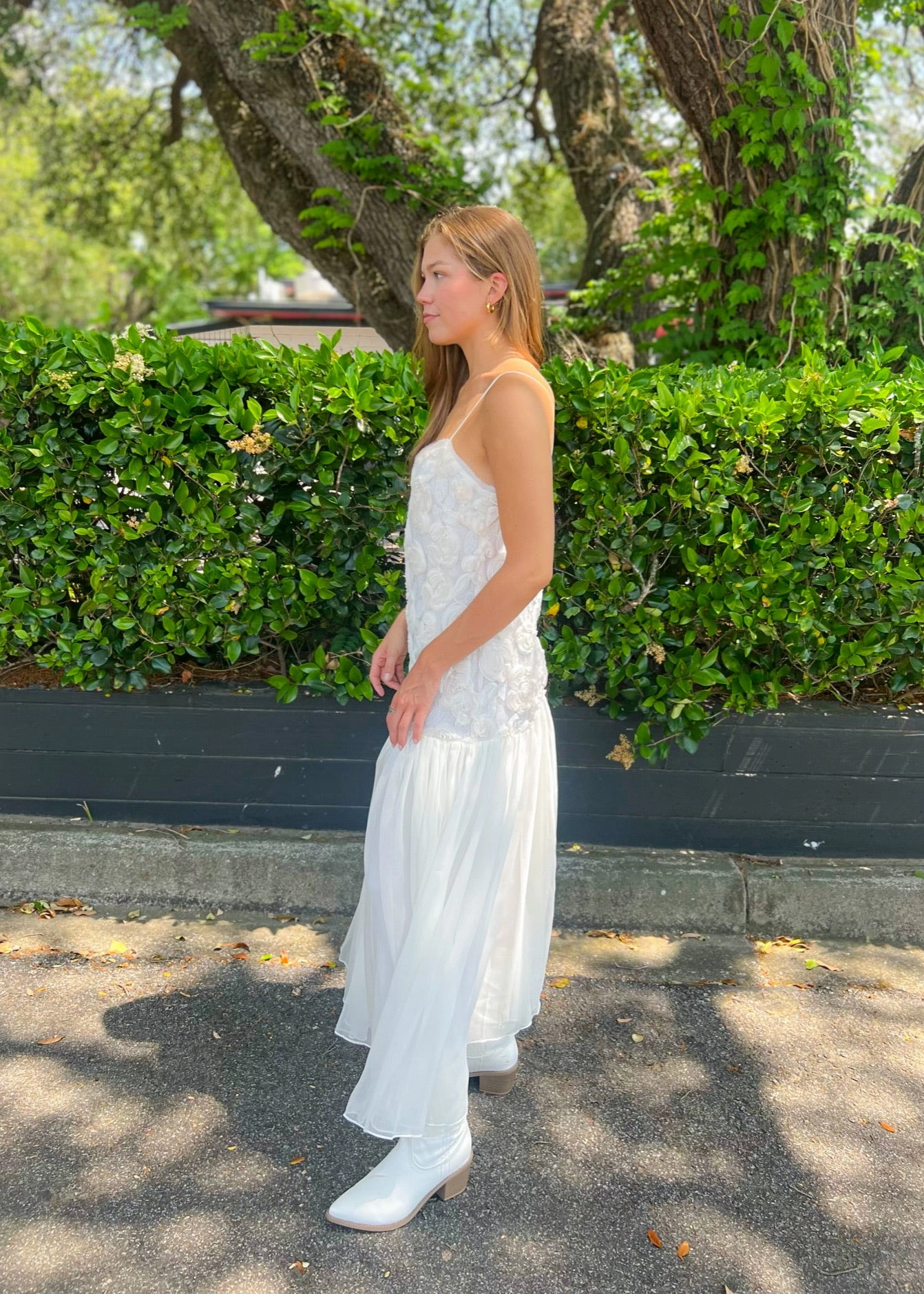 Tall Fit Chic Tone LUCY PETAL TEXTURED MAXI DRESS