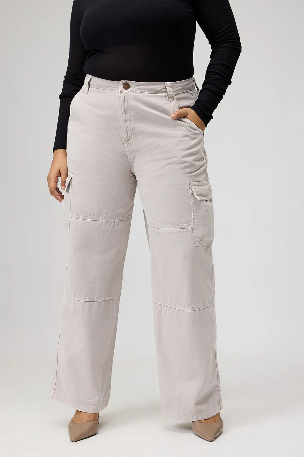 Curve Cream Wide Cargo Jeans Casual Friday Urban Explorer Modern Weekend Style