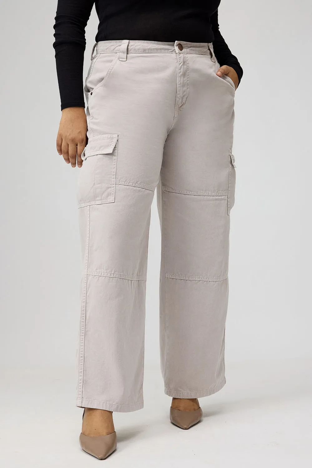 Sharp Comfort Curve Cream Wide Cargo Jeans