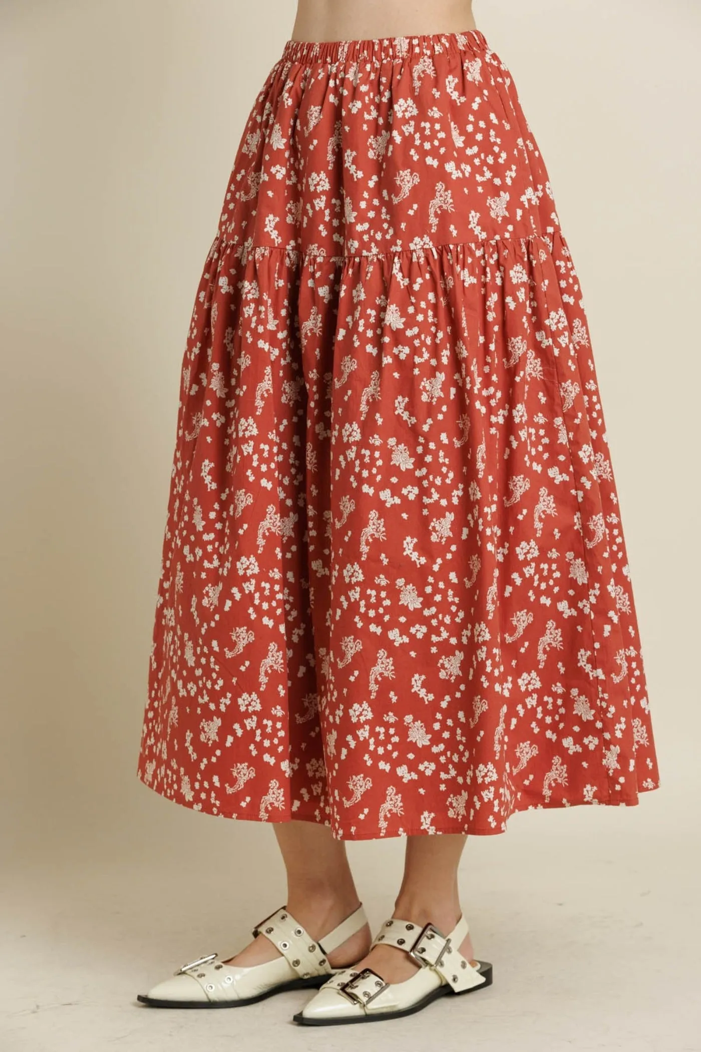 AMAYA FLORAL MAXI SKIRT Key Feature