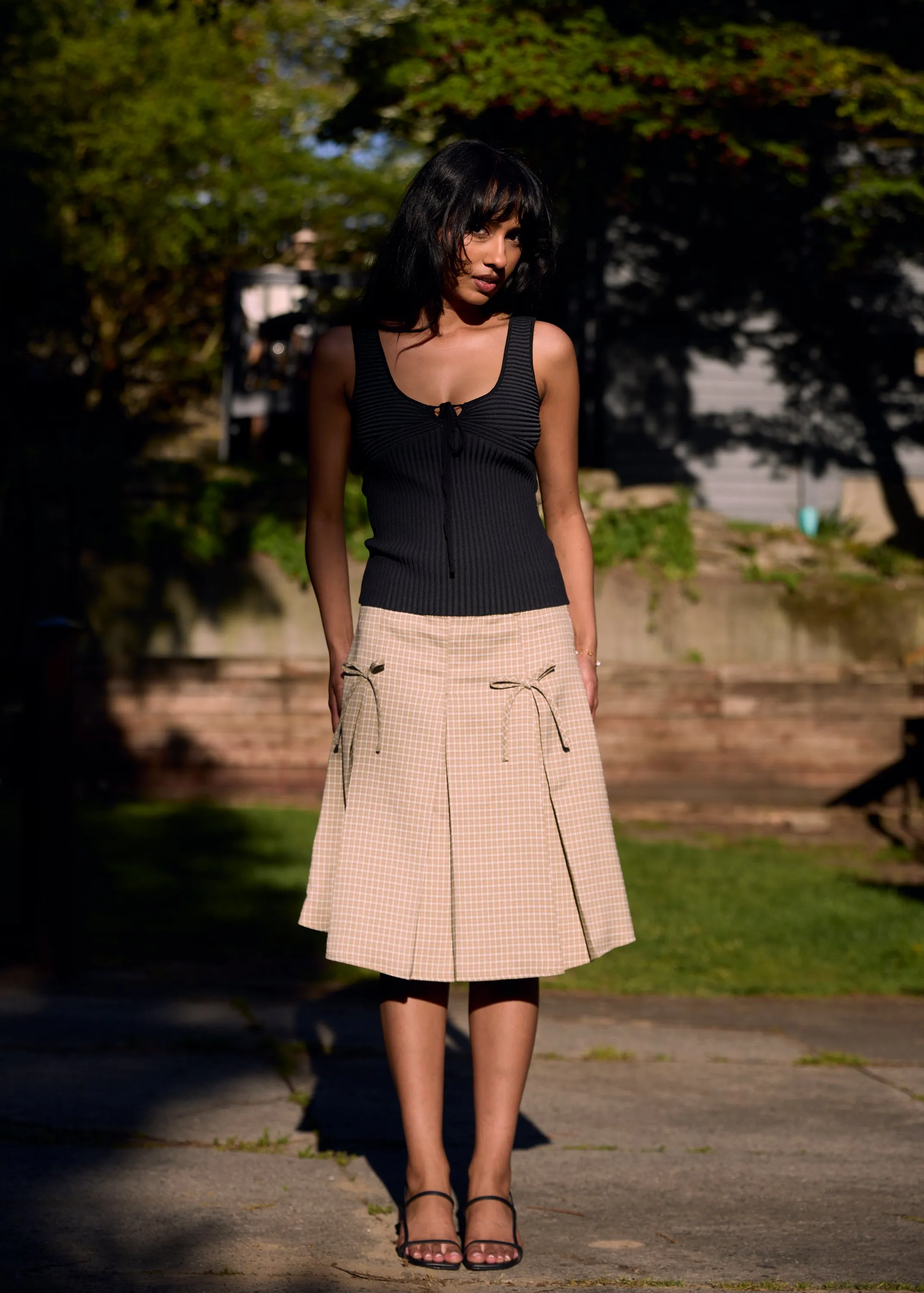Bold Accent Neutral Green Bow Pleated Skirt