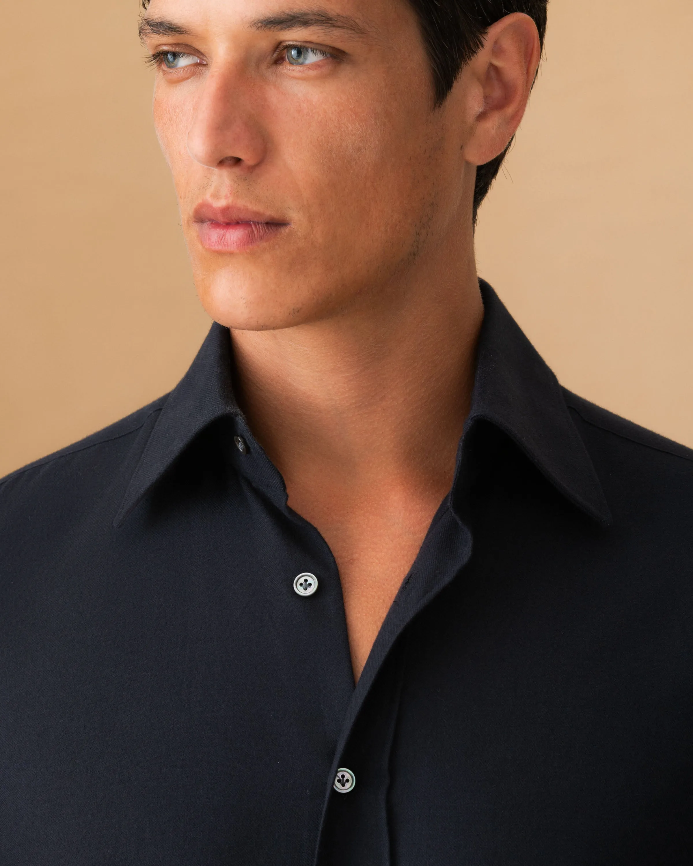 Reinforced Collar Gym Appropriate Flannel Point Collar Shirt