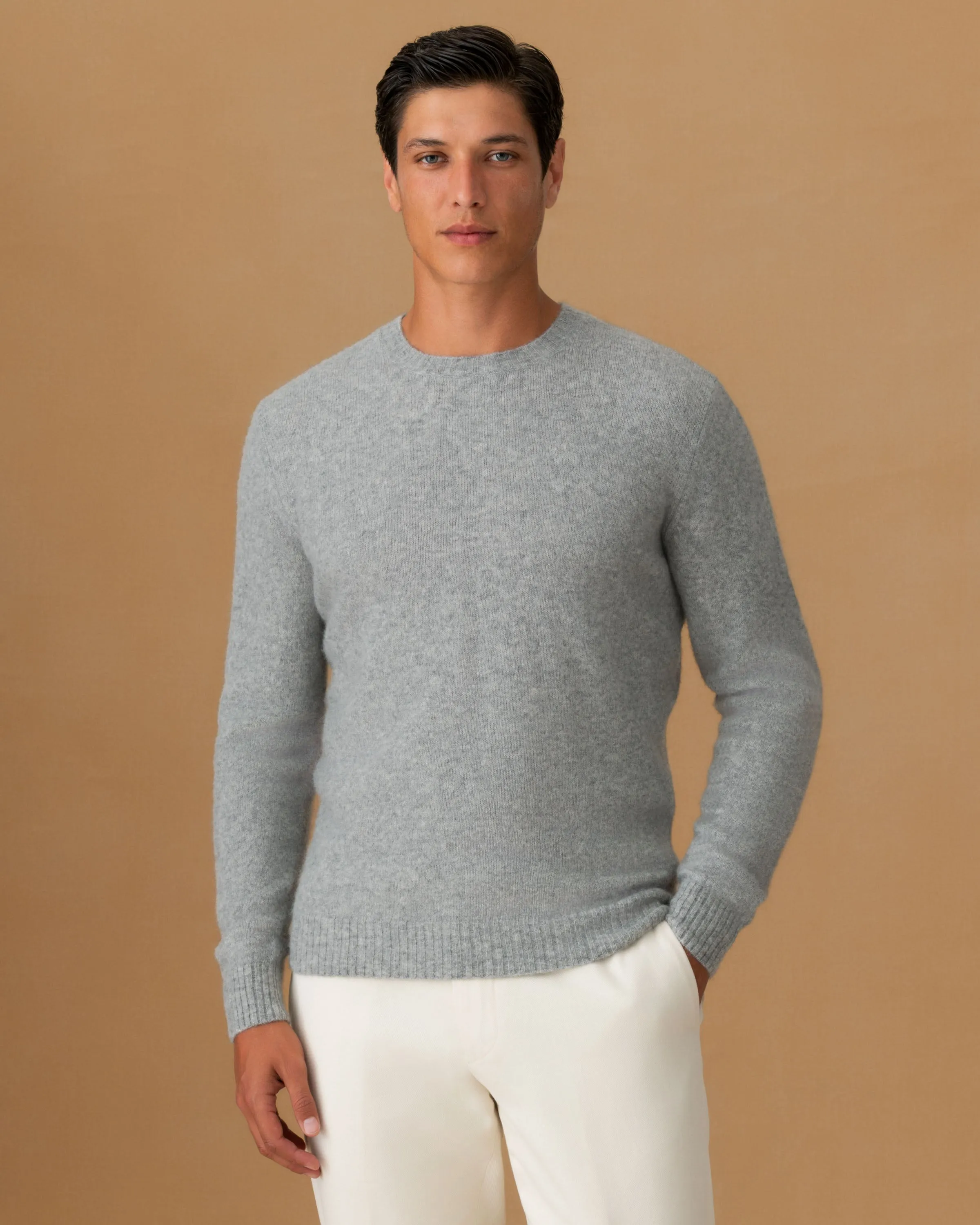 Brushed Cashmere Silk Crew Neck Sweater Microfiber Textile Thermal Insulation
