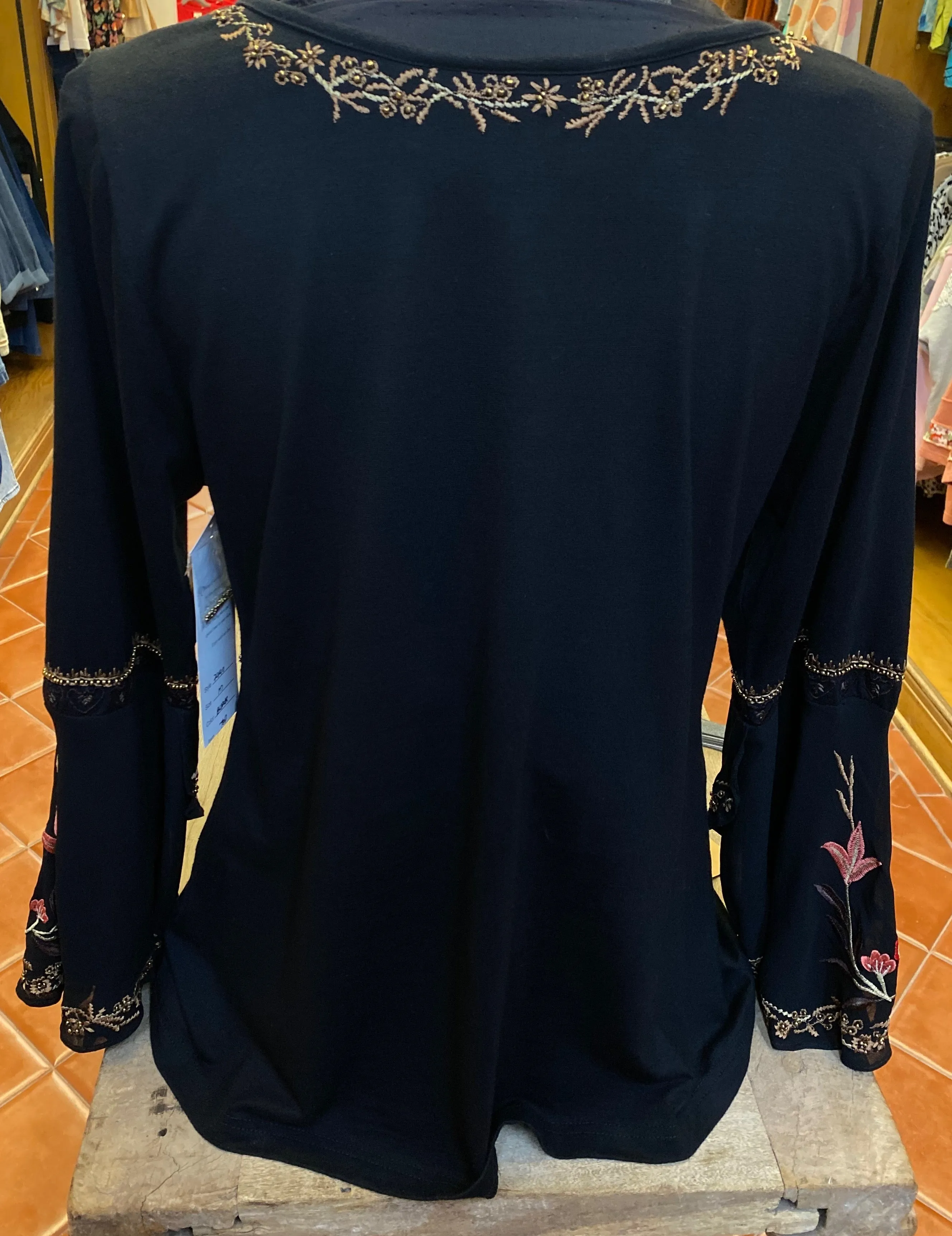 NonChafeSeams Trendy Vibe Black Knit Embroidered Blouse by Vintage Collection
