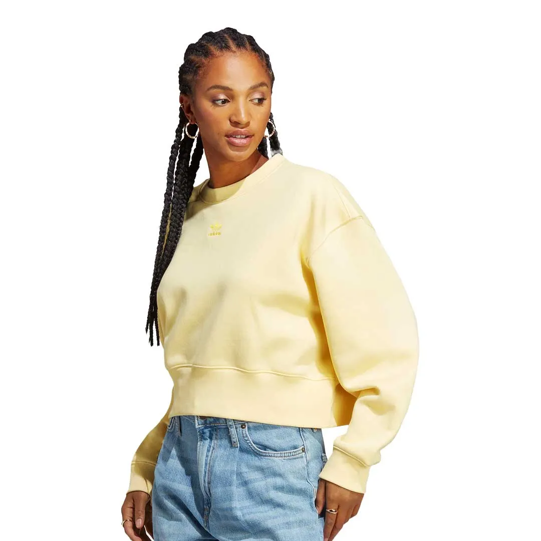 adidas - Women's Adicolor Essentials Crew Sweatshirt (HZ8640) Taped Seams Recycled Material Blend