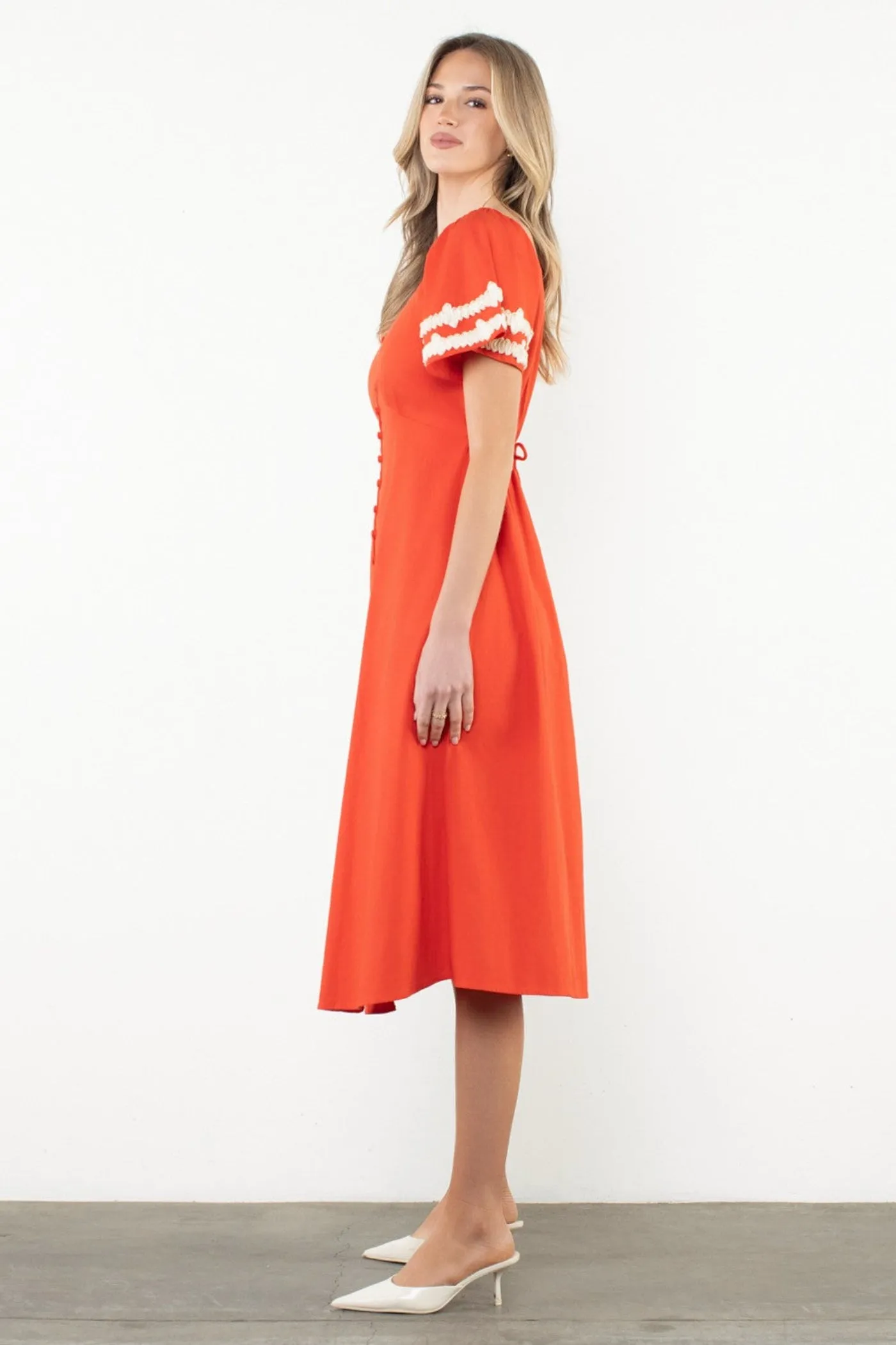 MACY SHIRRED SLEEVE FRONT SLIT MIDI DRESS Side Ruching