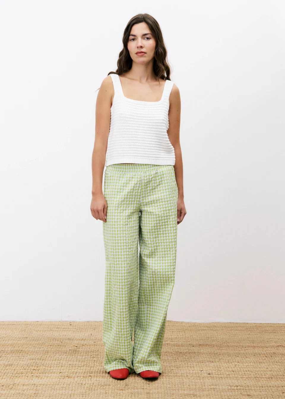 CELUTA KNIT SLEEVELESS TOP Everyday Comfort middle aged users