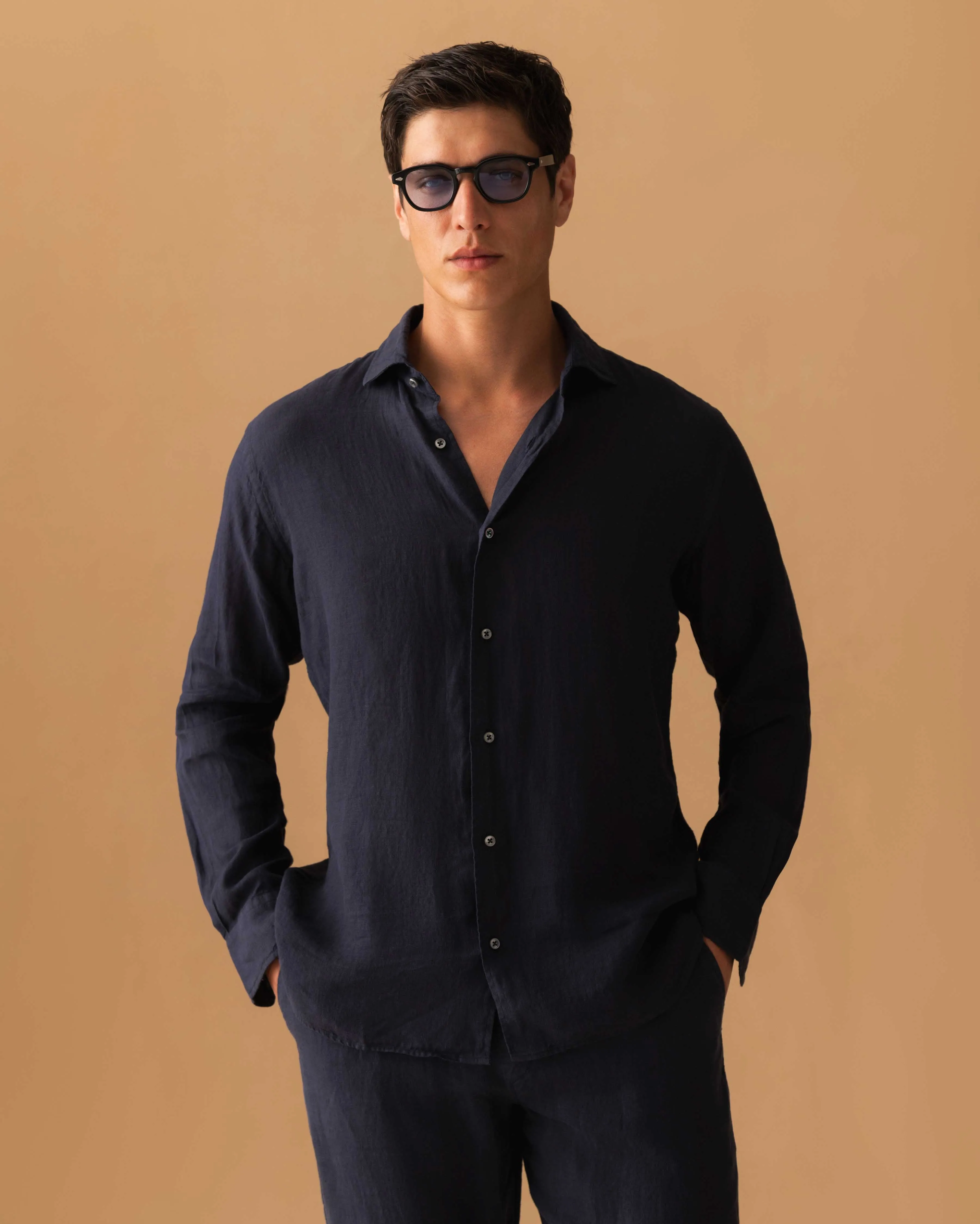 Breathable Underarm Vents Linen Cutaway Collar Shirt