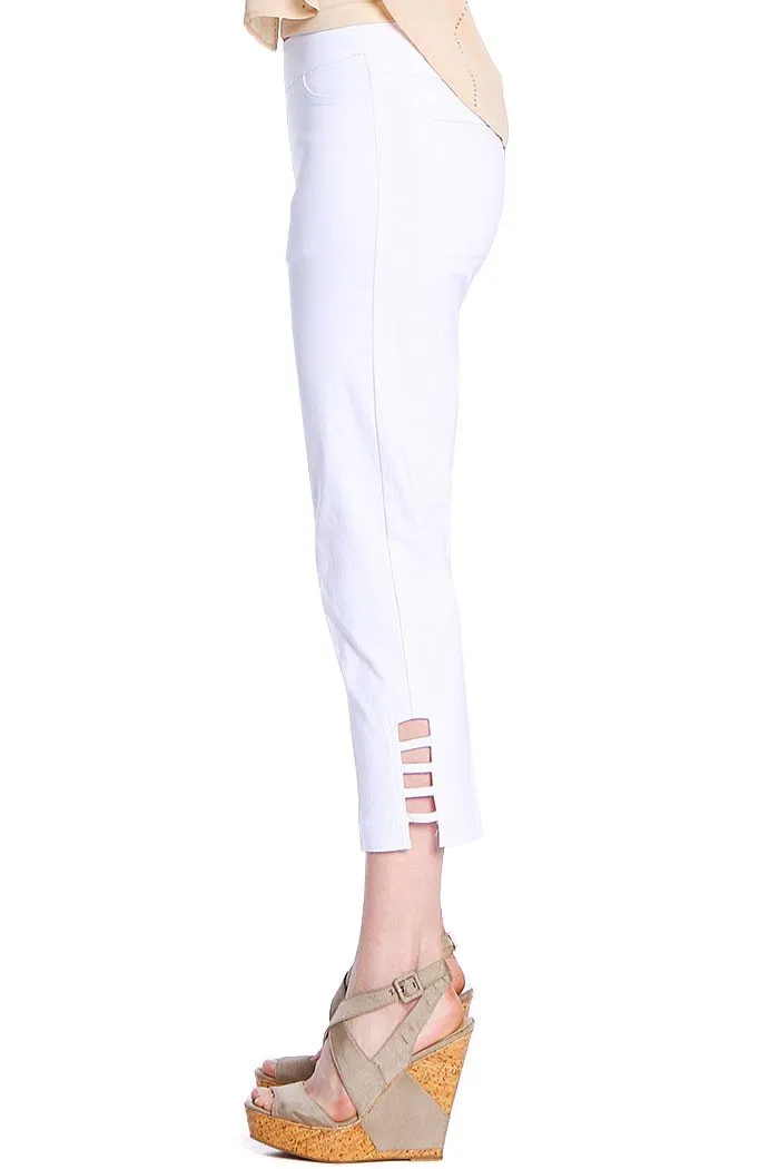 Weather Ready Full Motion SLIMSATION White Pull On Capri Jeans