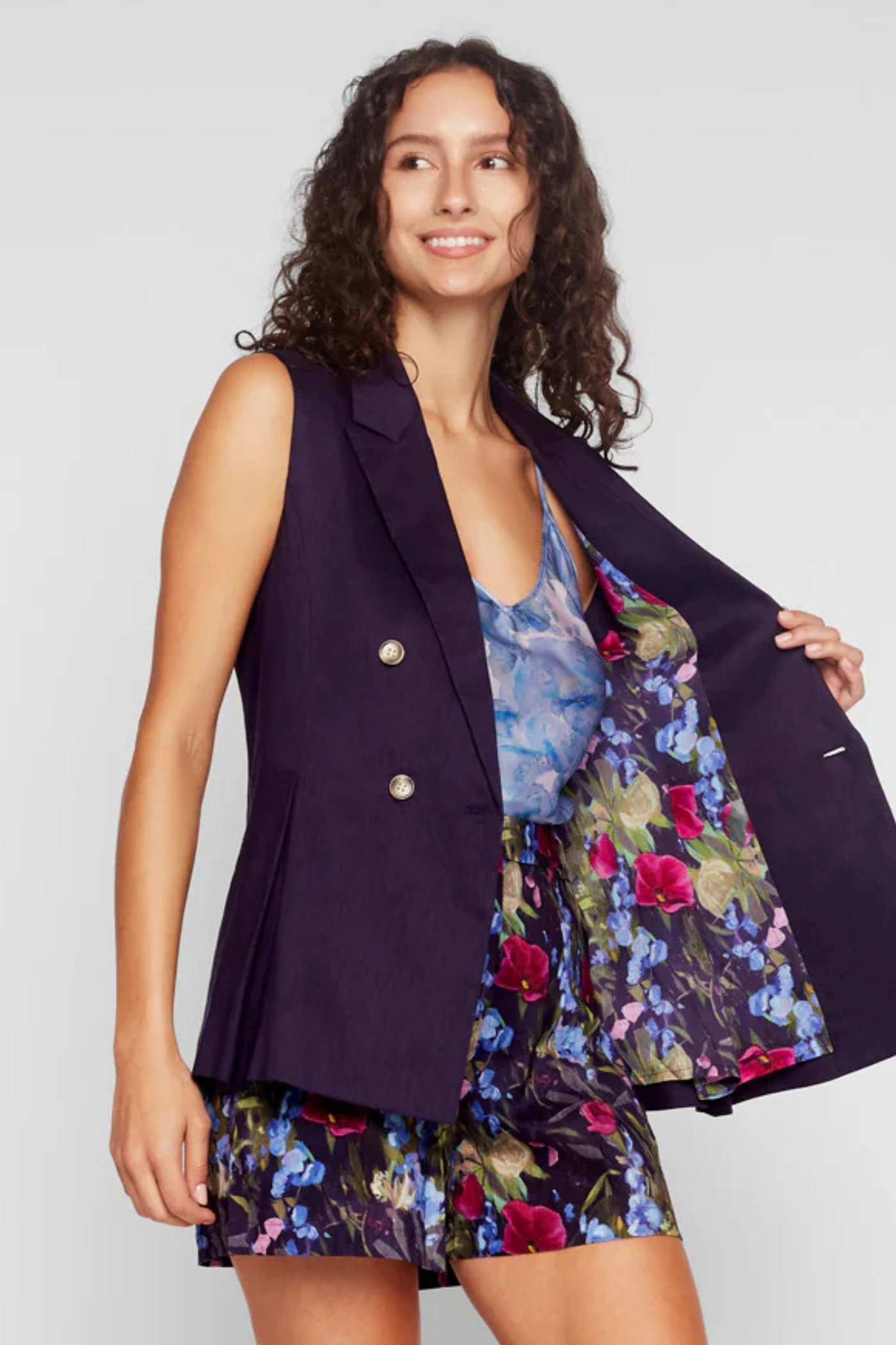 PAULINA BLAZER VEST suitable for hobbyists