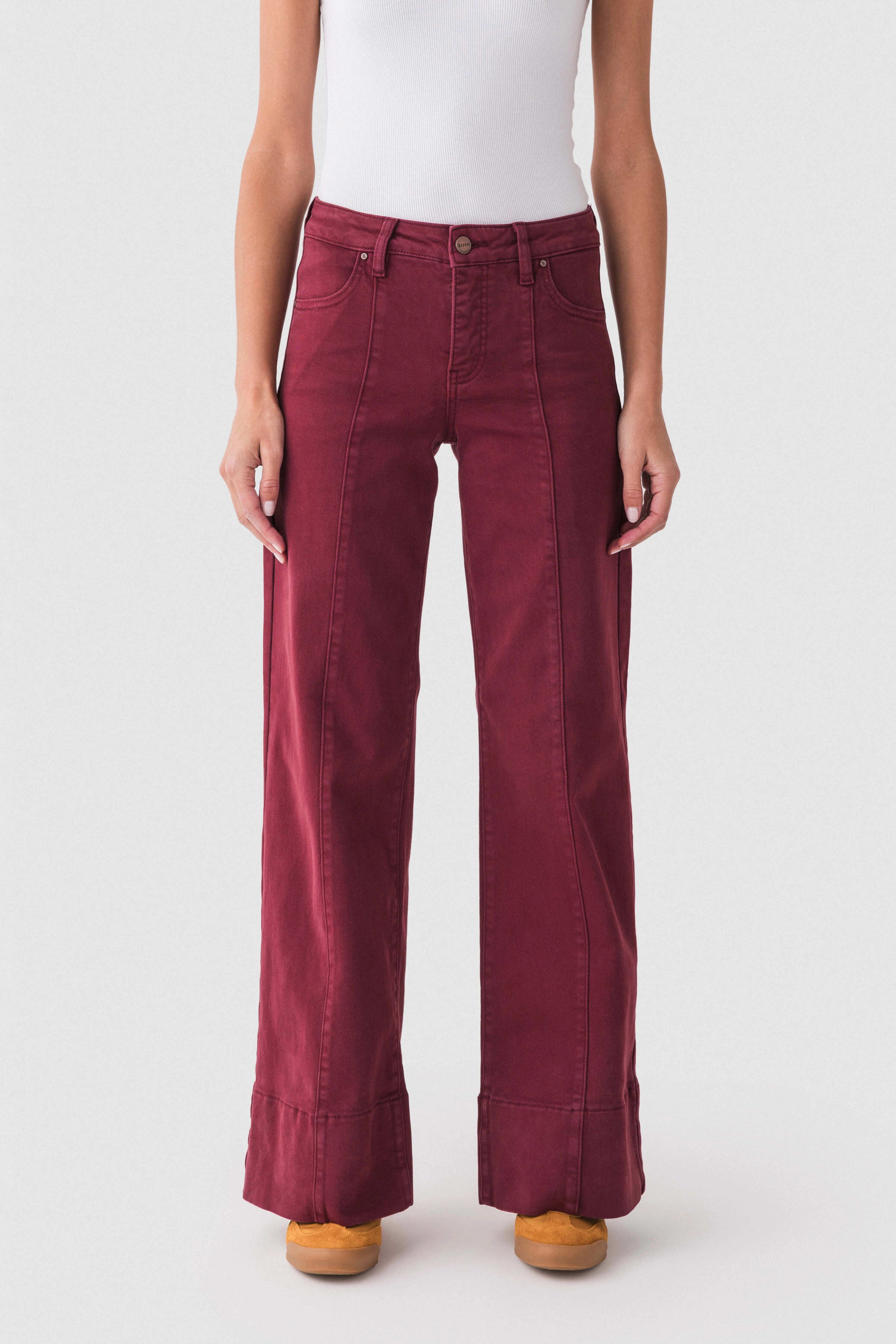 Neutral design Classic Five Pocket Design Risen Scarlet Midrise Seamed Colored Wideleg Jeans