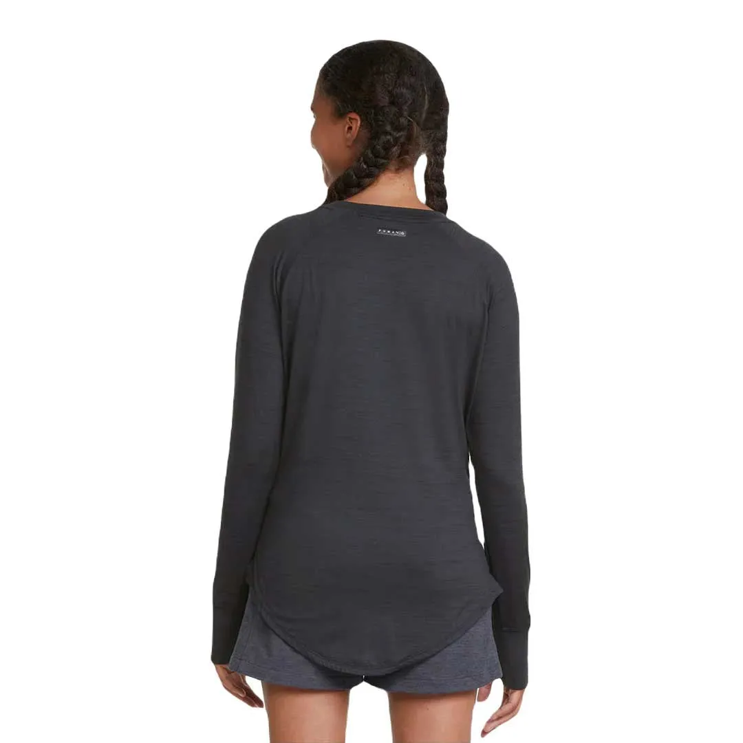 Puma - Women's Cloudspun Long Sleeve T-Shirt (533010 02) VentilatedBackPanel