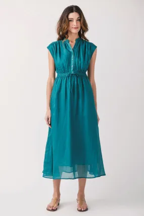 Elan Capsleeve Maxi Dress Curve-Enhancing