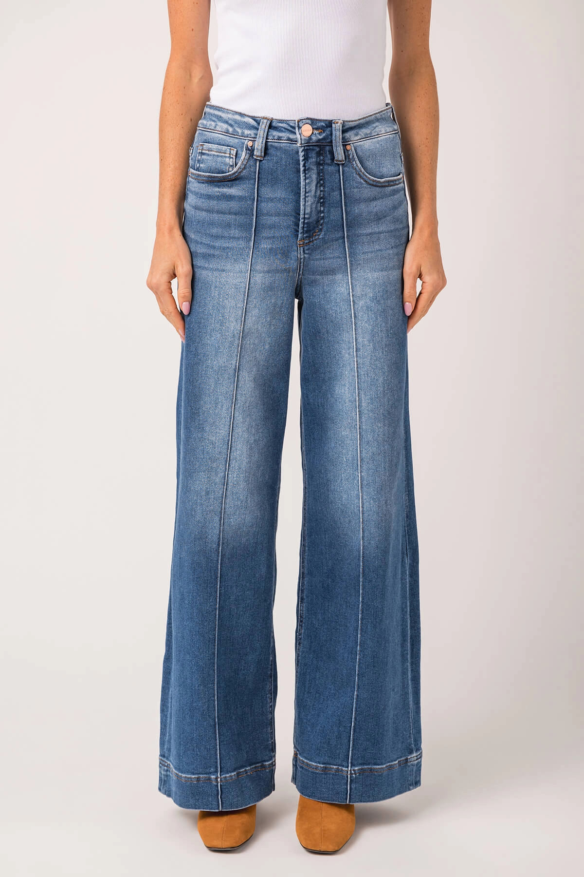 Universal Look Night Out Parent Style Risen Dani High Rise Front Pintuck Ankle Wide Leg Jeans