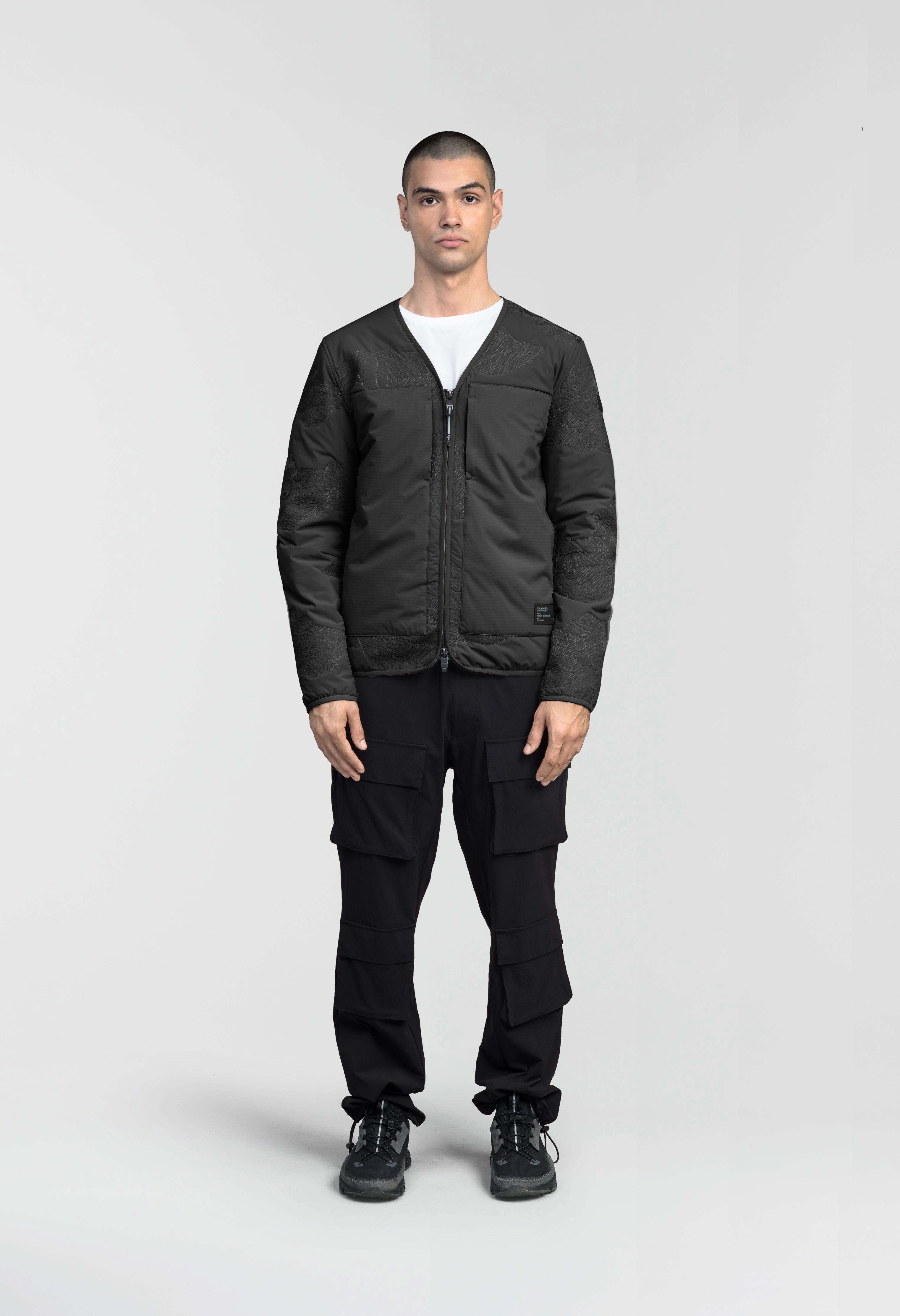 Reinforced Hems Functional Fit Gates Men's Performance Quilted V-Neck Jacket