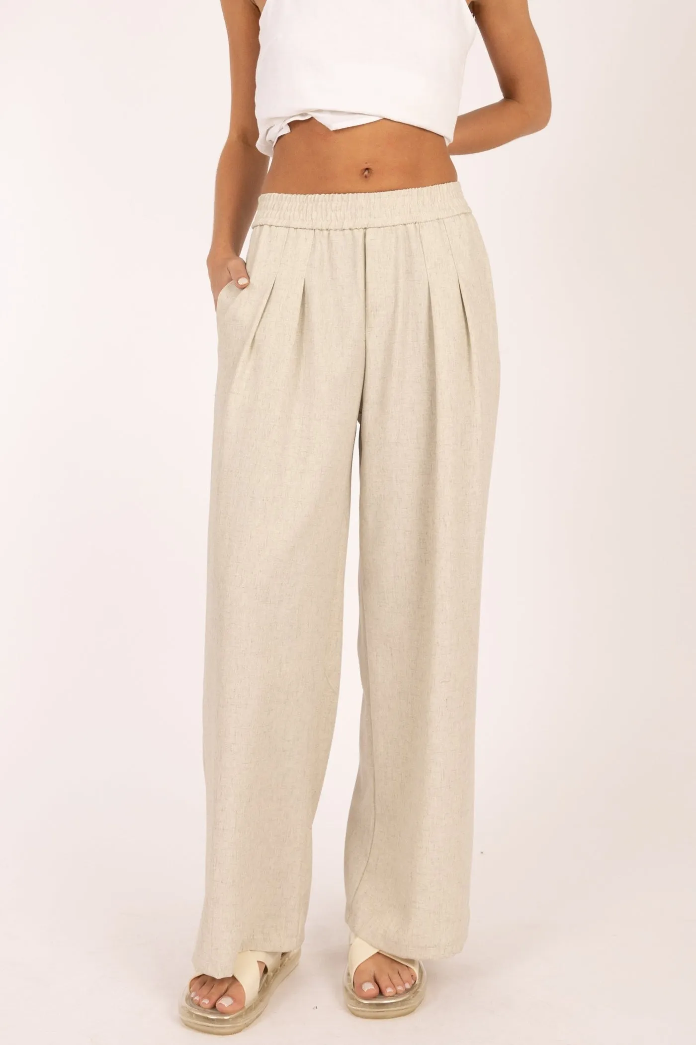 SKYLAR PLEATED WIDE-LEG PANTS Minimal Cut Easy Access