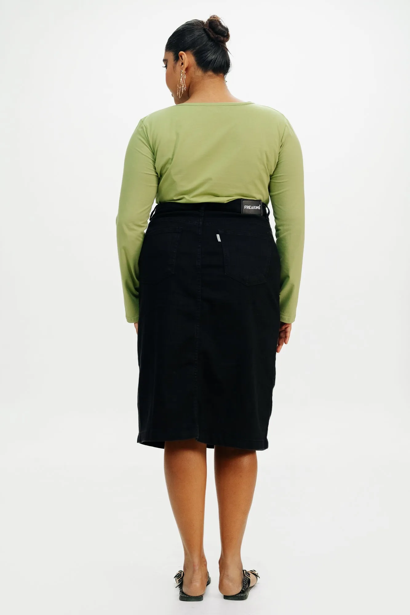 Black Stretch Bodycon Skirt Pleated design