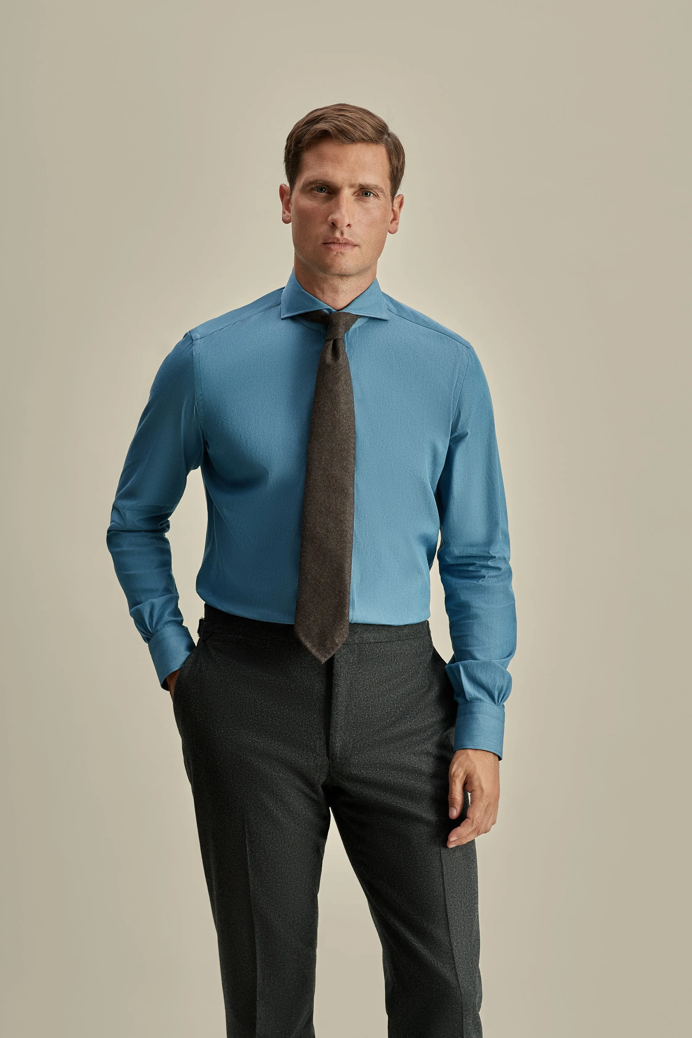 Cotton Chambray Cutaway Collar Shirt Airflow Ventilation System Moisture Wicking Material