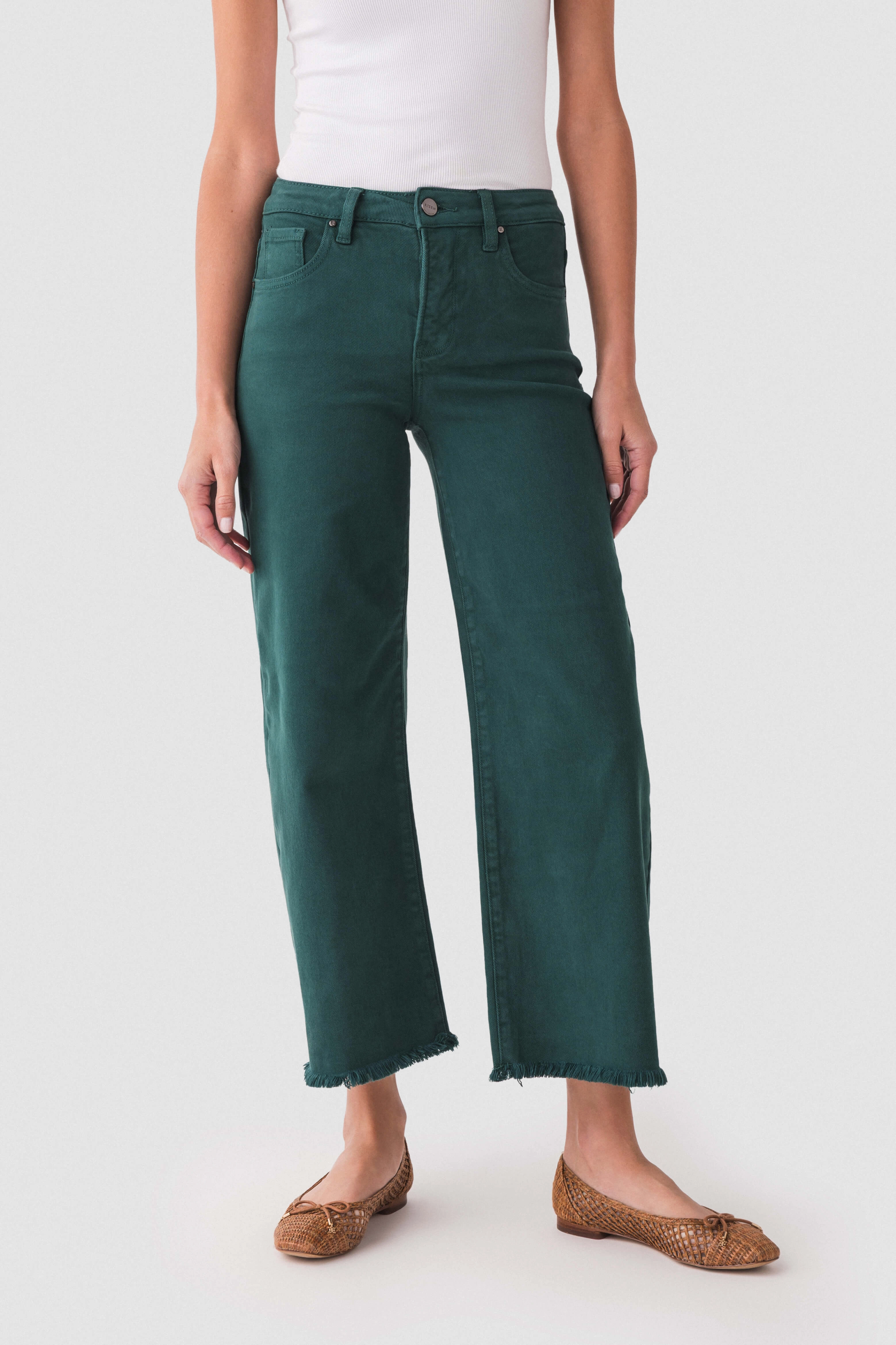 Fade Resistant Wash Everyday Vibrant Risen Marlo Wide Leg Crop Jeans