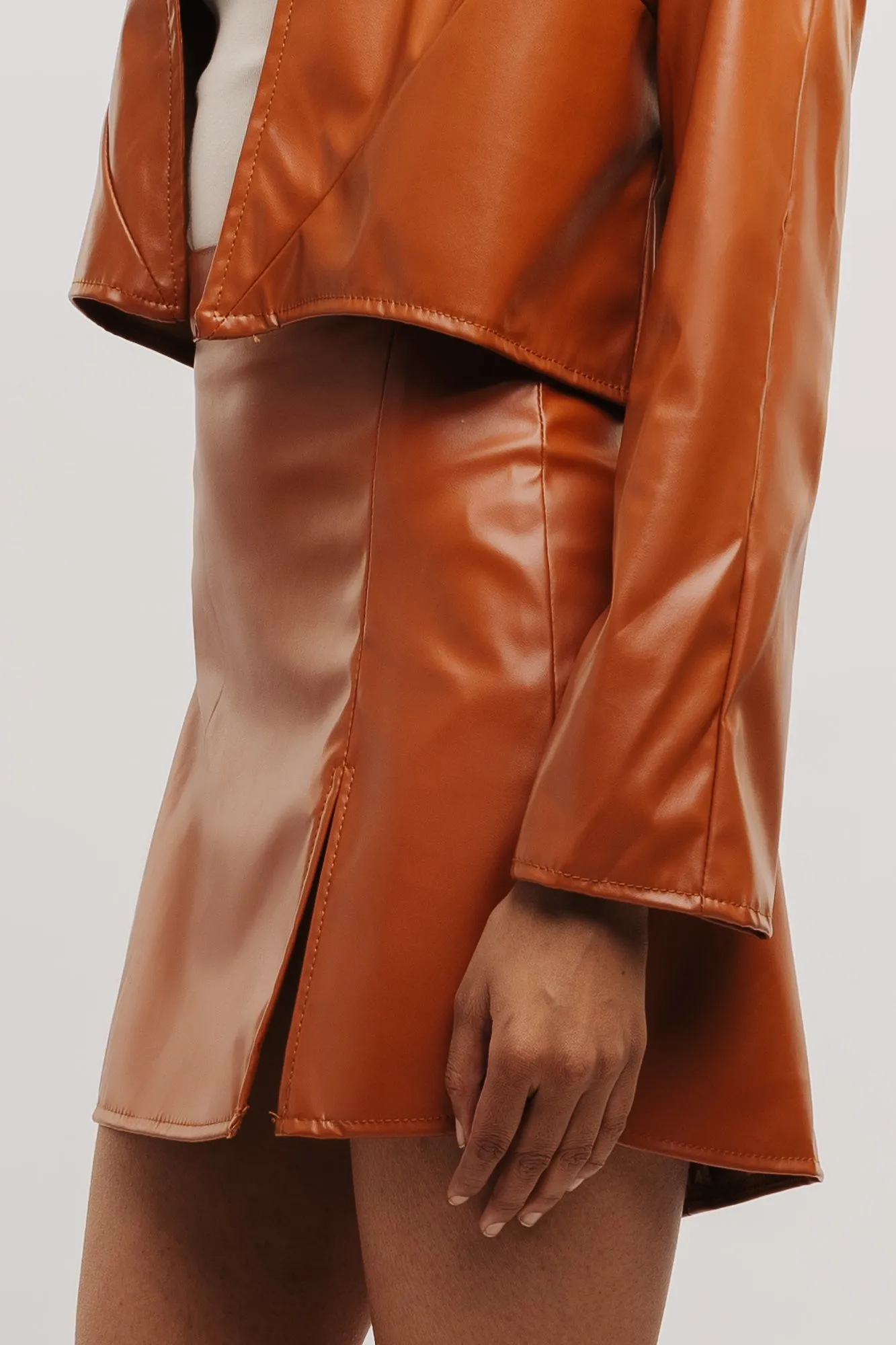 Tan Front Slit Leather Skirt Sophisticated Mood Airy Look