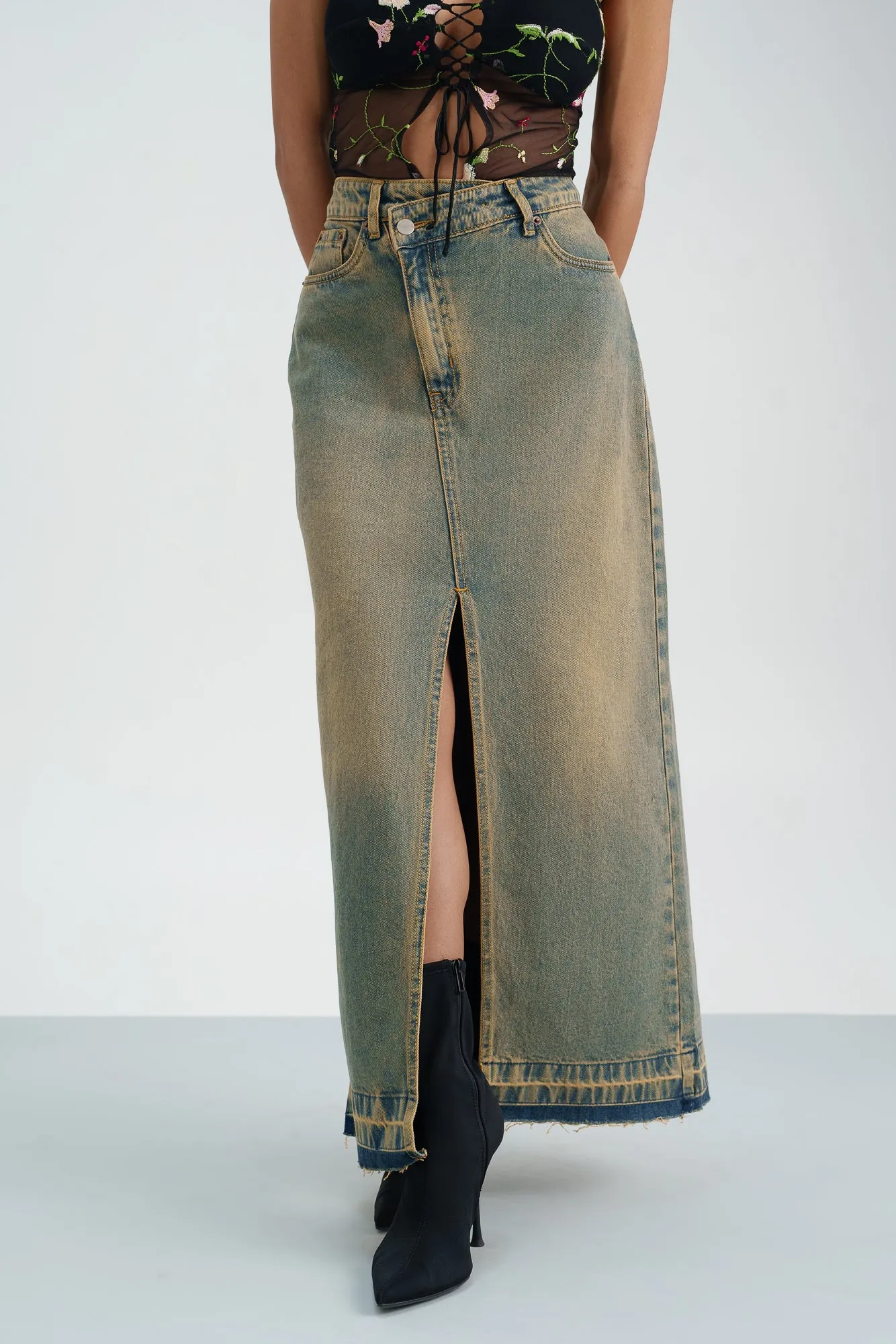 Terracotta Maxi Skirt Chill Look