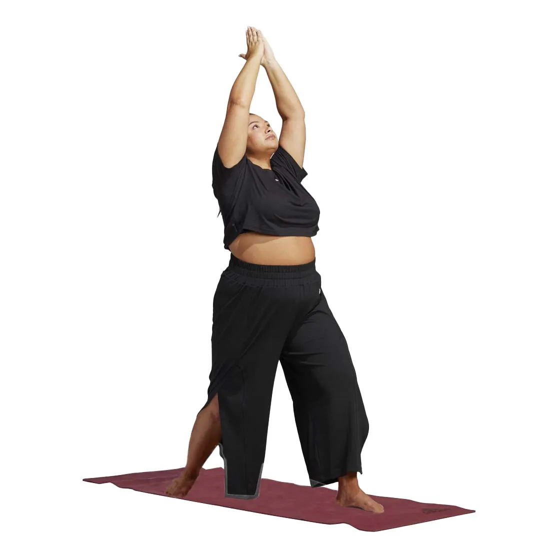 Removable Hood Adventure Day Look adidas - Women's Studio SS T-Shirt (Plus Size) (HN5552)