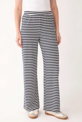 Ultimate Wear Soft Lines Things Between Striped Knit Pants