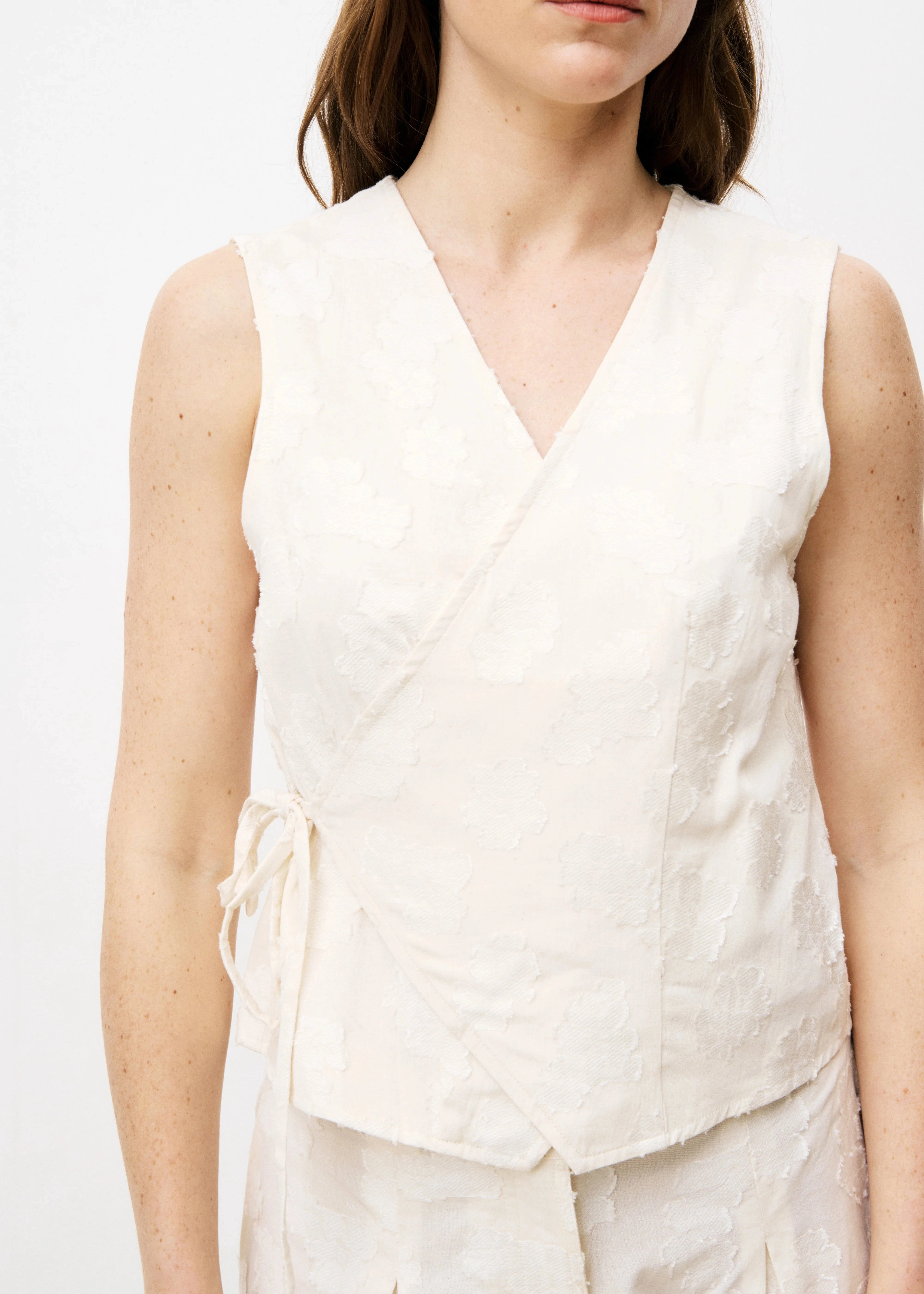 Low noise CHEMZI WRAP VEST TOP